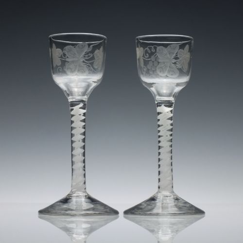 PAIR OF ENGRAVED GEORGIAN OPAQUE TWIST WINE GLASSES C1760 - ADDITIONAL PHOTO 1