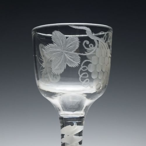 PAIR OF ENGRAVED GEORGIAN OPAQUE TWIST WINE GLASSES C1760 - ADDITIONAL PHOTO 2