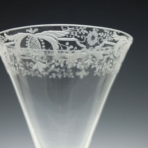 ENGRAVED GEORGIAN LIGHT BALUSTER WINE GLASS C1745 - ADDITIONAL PHOTO 3