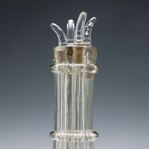 MID 19TH CENTURY SEGMENTED LIQUEUR DECANTER - ADDITIONAL PHOTO 3
