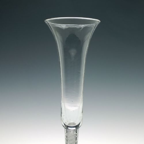 RARE 18TH CENTURY GEORGIAN OPAQUE TWIST ALE GLASS WITH FOLDED FOOT C1760 - ADDITIONAL PHOTO 2