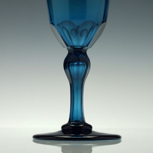 GEORGIAN PEACOCK BLUE WINE GLASS C1820 - ADDITIONAL PHOTO 3