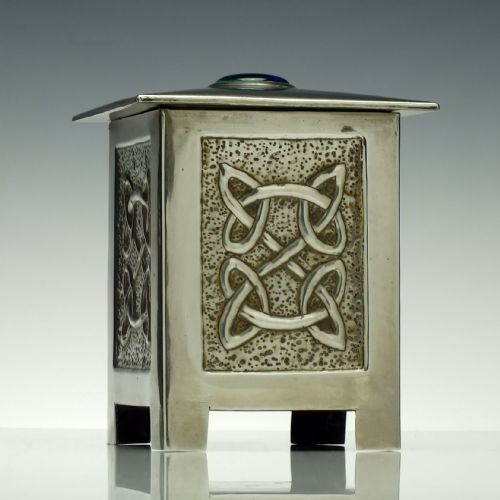 ARTS AND CRAFTS PEWTER BOX WITH RUSKIN STONE C1920 - ADDITIONAL PHOTO 2