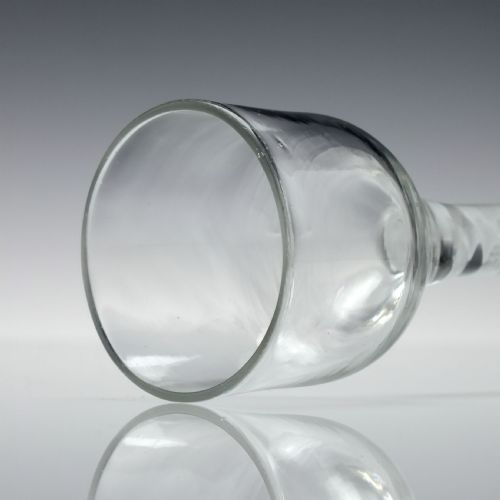 GEORGIAN OPAQUE TWIST WINE GLASS C1760 RARE TWIST - ADDITIONAL PHOTO 4