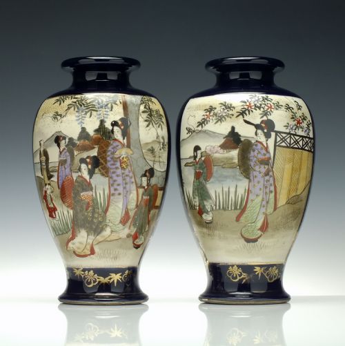 PAIR JAPANESE HAND PAINTED SATSUMA VASES C1900 - ADDITIONAL PHOTO 2