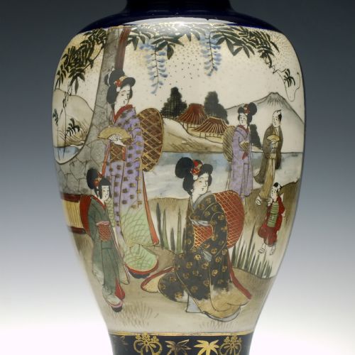 PAIR JAPANESE HAND PAINTED SATSUMA VASES C1900 - ADDITIONAL PHOTO 4
