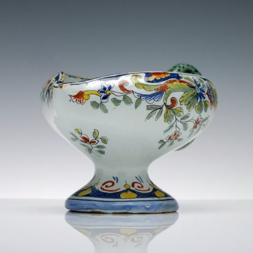 19TH CENTURY FRENCH ROUEN SAUCE BOAT C1880 - ADDITIONAL PHOTO 4