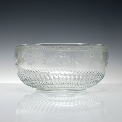 GEORGIAN ENGRAVED GLASS SERVING BOWL C1830 - ADDITIONAL PHOTO 1