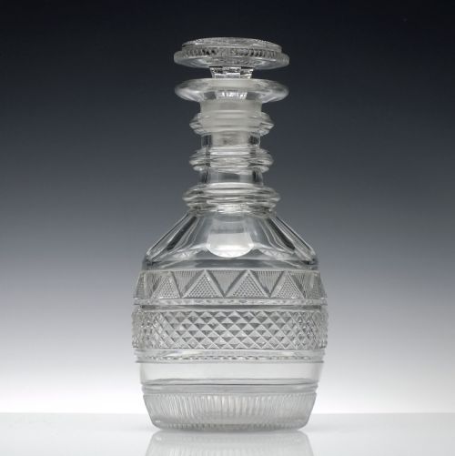 19TH CENTURY CUT GLASS DECANTER C1830 - ADDITIONAL PHOTO 1