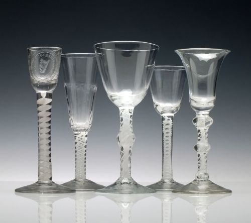 18TH CENTURY ENGLISH KNOPPED OPAQUE TWIST WINE GOBLET C1760 - ADDITIONAL PHOTO 2