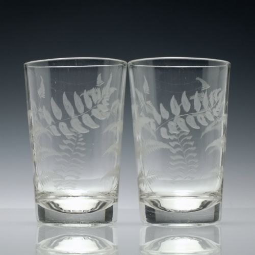 PAIR OF ANTIQUE 19TH CENTURY ENGRAVED GLASS TUMBLERS C1870 - ADDITIONAL PHOTO 2