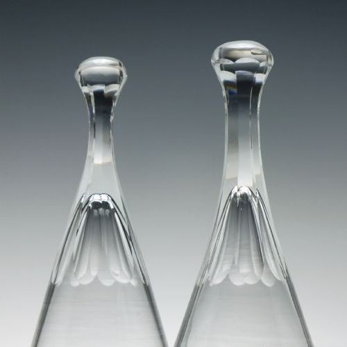 PAIR VICTORIAN SLICE CUT COACHING OR STIRRUP GLASSES C1860 - ADDITIONAL PHOTO 3