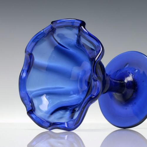 RARE 18TH CENTURY BLUE SWEETMEAT GLASS WITH CRIMPED BOWL C1760 - ADDITIONAL PHOTO 3