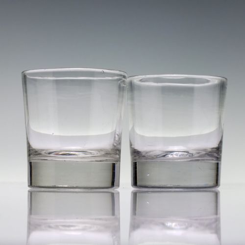 PAIR OF 19TH CENTURY GLASS WHISKY DRAM TUMBLERS C1870 - ADDITIONAL PHOTO 1