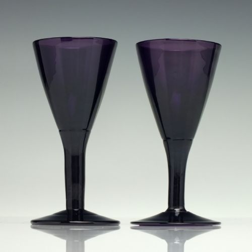 PAIR AMETHYST DRAM GLASSES C1840 EX CHRIS CRABTREE COLLECTION - ADDITIONAL PHOTO 1