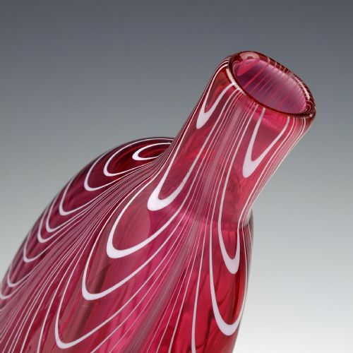 19TH CENTURY NAILSEA CRANBERRY GLASS FLASK C1830 - ADDITIONAL PHOTO 4