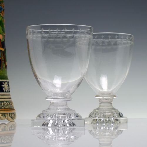 PAIR 19TH CENTURY ENGRAVED GLASS RUMMER WITH LEMON SQUEEZER FEET C1800 - ADDITIONAL PHOTO 7