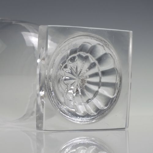 PAIR 19TH CENTURY ENGRAVED GLASS RUMMER WITH LEMON SQUEEZER FEET C1800 - ADDITIONAL PHOTO 12