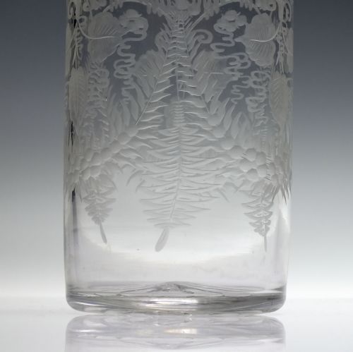 VICTORIAN ENGRAVED DECANTER C1870 - ADDITIONAL PHOTO 4