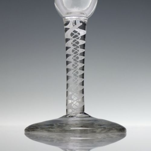 ENGRAVED 18TH CENTURY OPAQUE TWIST ALE GLASS C1760 - ADDITIONAL PHOTO 7