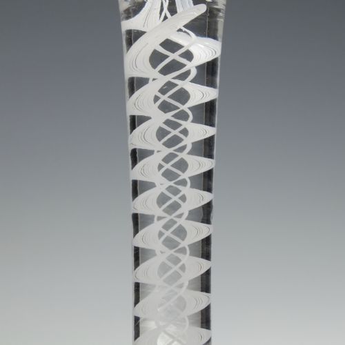 ENGRAVED 18TH CENTURY OPAQUE TWIST ALE GLASS C1760 - ADDITIONAL PHOTO 8