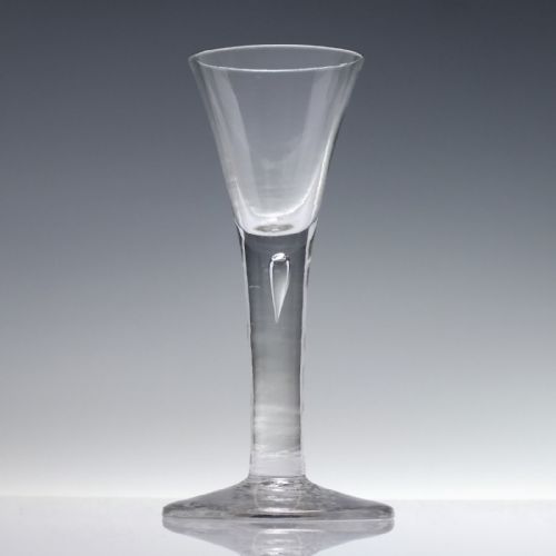 18TH CENTURY DRAWN TRUMPET WINE GLASS WITH AIR TEAR C1750 - ADDITIONAL PHOTO 1