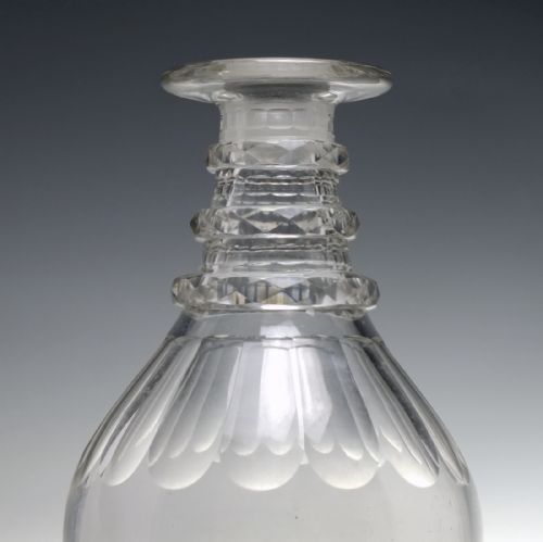 19TH CENTURY CUT GLASS DECANTER C1830 - ADDITIONAL PHOTO 3