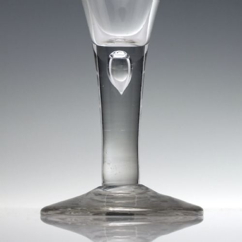 18TH CENTURY DRAWN TRUMPET WINE GLASS WITH AIR TEAR C1750 - ADDITIONAL PHOTO 2