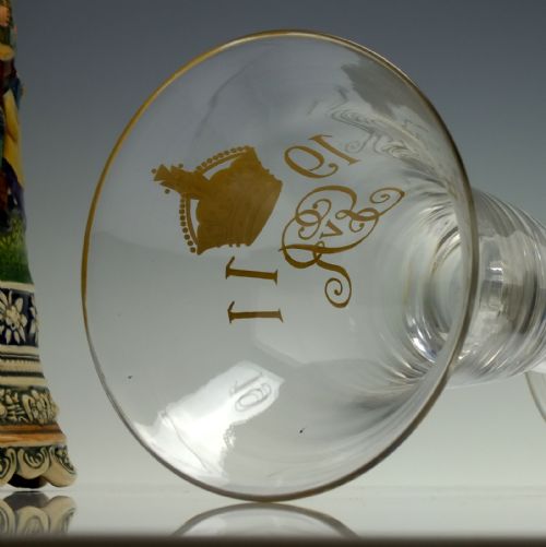 LARGE GEORGE V CORONATION GLASS COIN GOBLET C1911 - ADDITIONAL PHOTO 4