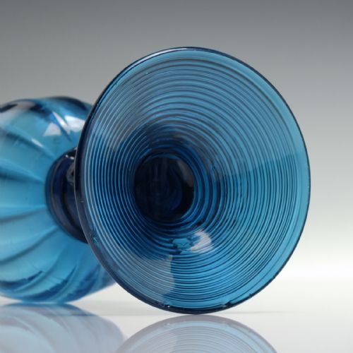 PEACOCK BLUE WINE GLASS WITH RIBBED BOWL AND HOLLOW STEM C1820 - ADDITIONAL PHOTO 3