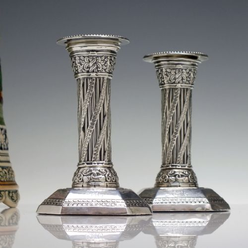pair victorian sterling silver corinthian candle sticks sheffield 1901 - CATEGORY: ANTIQUE SILVER - DATED 1900