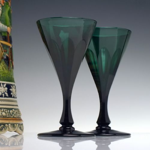 SIX ANTIQUE BRISTOL GREEN WINE GLASSES C1850 - ADDITIONAL PHOTO 4