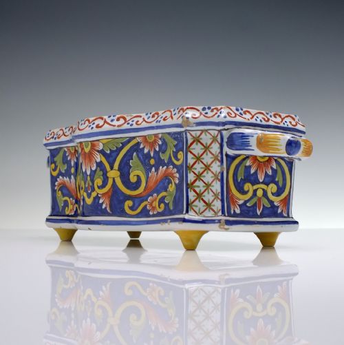 19TH CENTURY FRENCH FAIENCE VASE C1880 - ADDITIONAL PHOTO 2