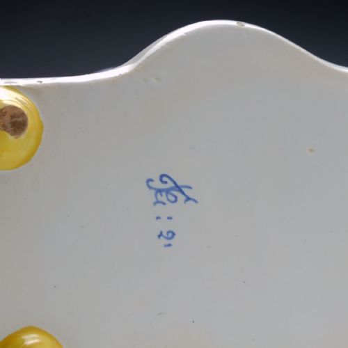 19TH CENTURY FRENCH FAIENCE VASE C1880 - ADDITIONAL PHOTO 6