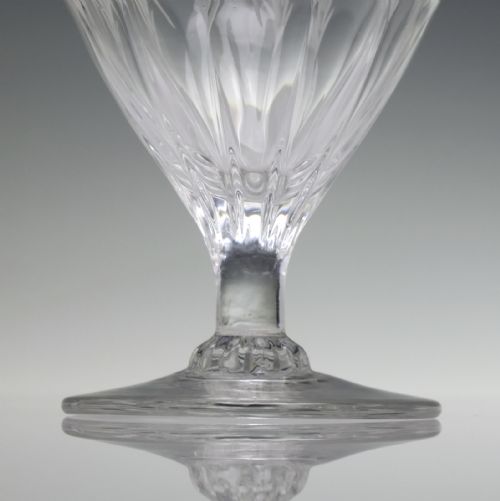 RARE ENGRAVED 19TH CENTURY PETAL MOULDED GLASS RUMMER C1800 - ADDITIONAL PHOTO 5