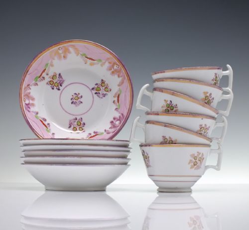 six early 19th century london style tea cups saucers c1830 - CATEGORY: ANTIQUE CUPS - DATED 19TH CENTURY