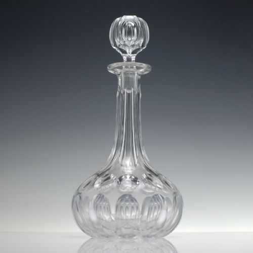 VICTORIAN SHAFT AND GLOBE GLASS DECANTER C1880 - ADDITIONAL PHOTO 1