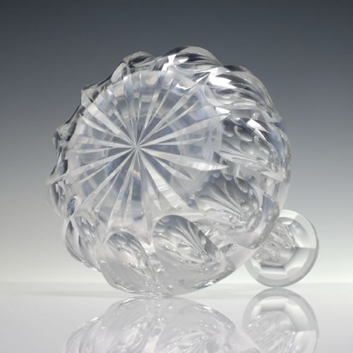 VICTORIAN SHAFT AND GLOBE GLASS DECANTER C1880 - ADDITIONAL PHOTO 5