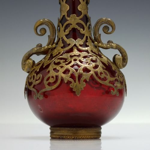 19TH CENTURY FRENCH GLASS PERFUME BOTTLE C1880 - ADDITIONAL PHOTO 5