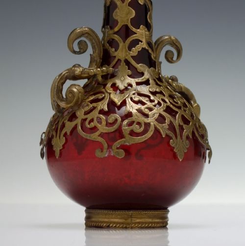 19TH CENTURY FRENCH GLASS PERFUME BOTTLE C1880 - ADDITIONAL PHOTO 6
