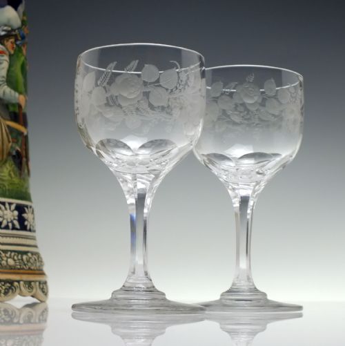 FOUR 19TH CENTURY FLOWER ENGRAVED WINE GLASSES C1840 - ADDITIONAL PHOTO 2