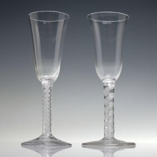 ANTIQUE GEORGIAN OPAQUE TWIST ALE GLASS C1760 - ADDITIONAL PHOTO 3