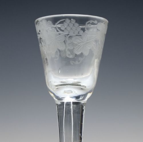 PAIR 18TH CENTURY ENGRAVED PLAIN STEM CORDIAL GLASSES C1750 - ADDITIONAL PHOTO 2