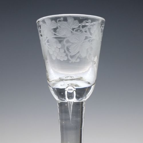 PAIR 18TH CENTURY ENGRAVED PLAIN STEM CORDIAL GLASSES C1750 - ADDITIONAL PHOTO 9