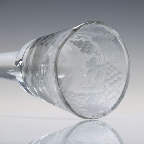 PAIR 18TH CENTURY ENGRAVED PLAIN STEM CORDIAL GLASSES C1750 - ADDITIONAL PHOTO 10