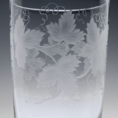 PAIR OF ANTIQUE 19TH CENTURY ENGRAVED GLASS TUMBLERS C1870 - ADDITIONAL PHOTO 4