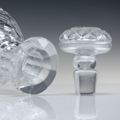 PAIR OF LARGE GEORGIAN BROADBASED TAPER CUT GLASS DECANTER C1815 - ADDITIONAL PHOTO 5