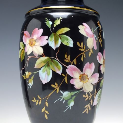 LARGE VICTORIAN HAND PAINTED WILD ROSE PORCELAIN VASE C1880 - ADDITIONAL PHOTO 3