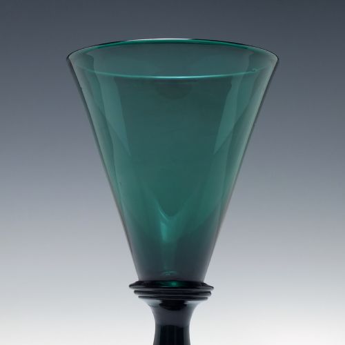 PAIR OF 19TH CENTURY BRISTOL GREEN WINE GLASSES C1820 - ADDITIONAL PHOTO 2