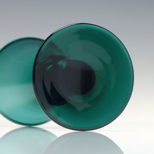 PAIR OF 19TH CENTURY BRISTOL GREEN WINE GLASSES C1820 - ADDITIONAL PHOTO 5